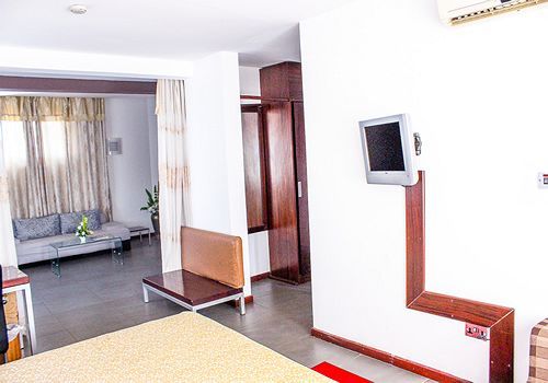 Maxlot Hotel Аккра Екстер'єр фото